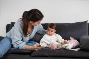 Read more about the article Hire Loving Babysitters in Ahmedabad for Your Child